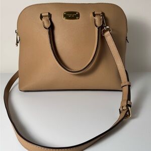 MICHAEL KORS — Cindy Dome Satchel in Peanut